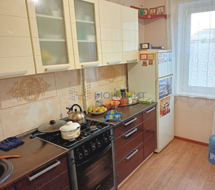 3-комн квартира Героя Юрия Смирнова ул, 13