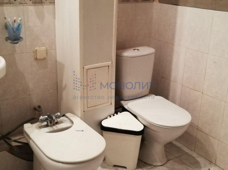 4-комн квартира Вятская ул, 3