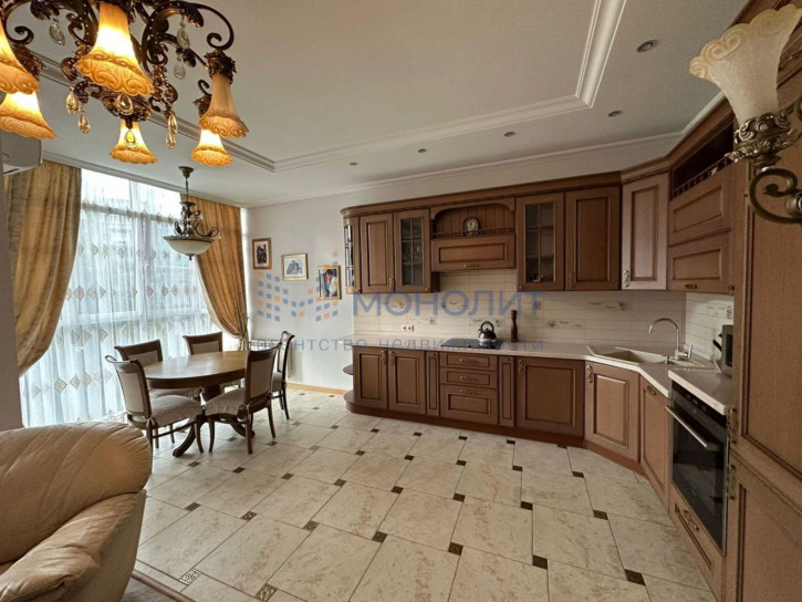 3-комн квартира Тимирязева ул, 43