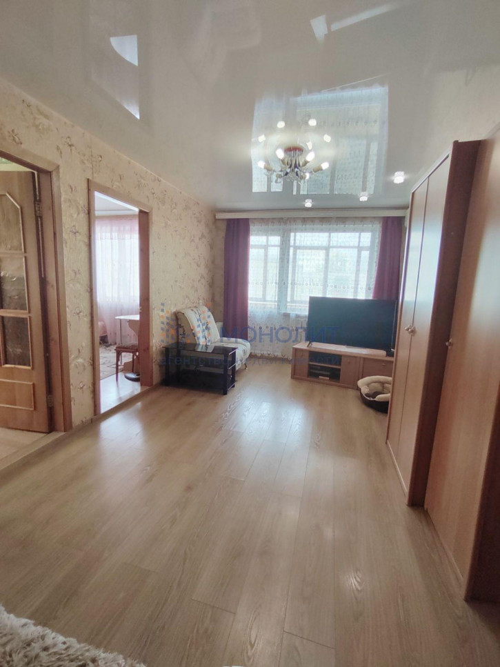 3-комн квартира Героев космоса ул, 14