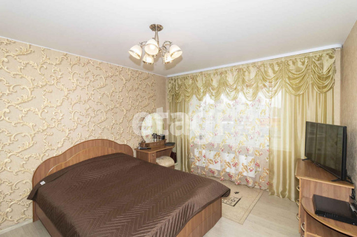 3-комн квартира Федюнинского, 60