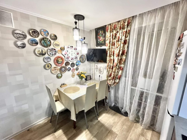 2-комн квартира Шишкова, 82а