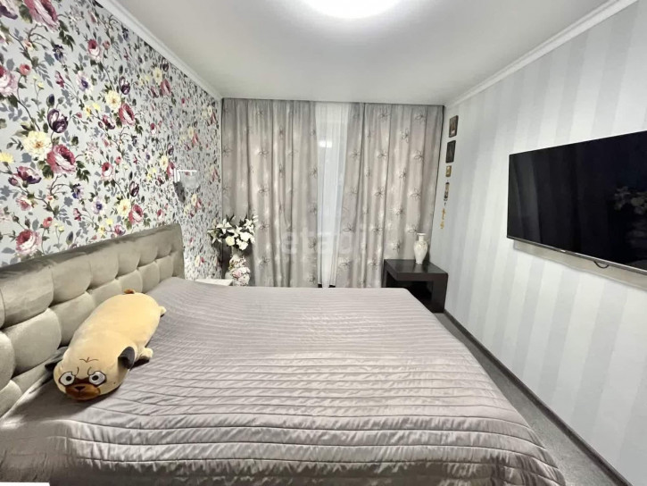 2-комн квартира Шишкова, 82а