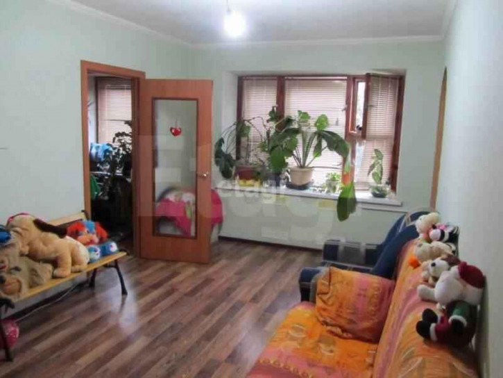 2-комн квартира Щорса, 11