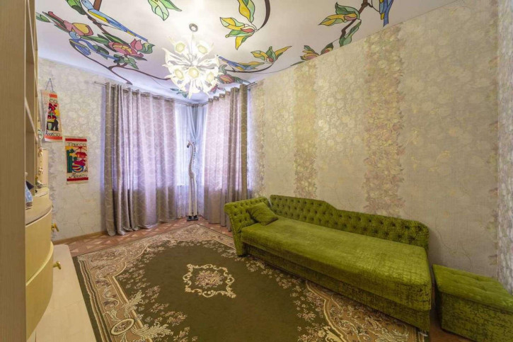 5-комн квартира Ленинская улица, 206