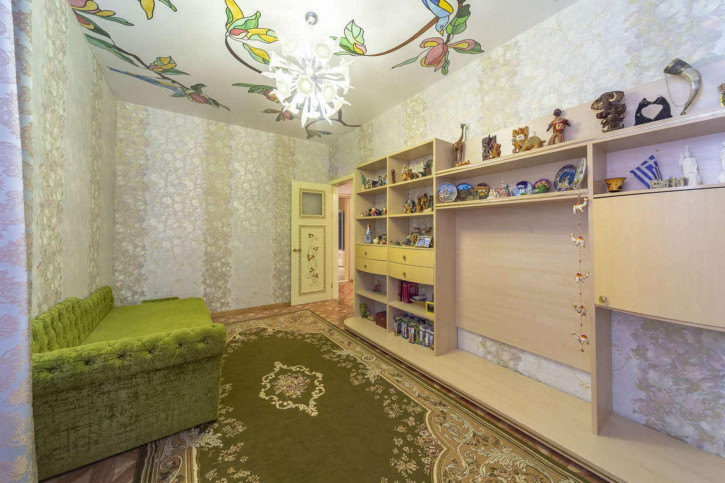 5-комн квартира Ленинская улица, 206