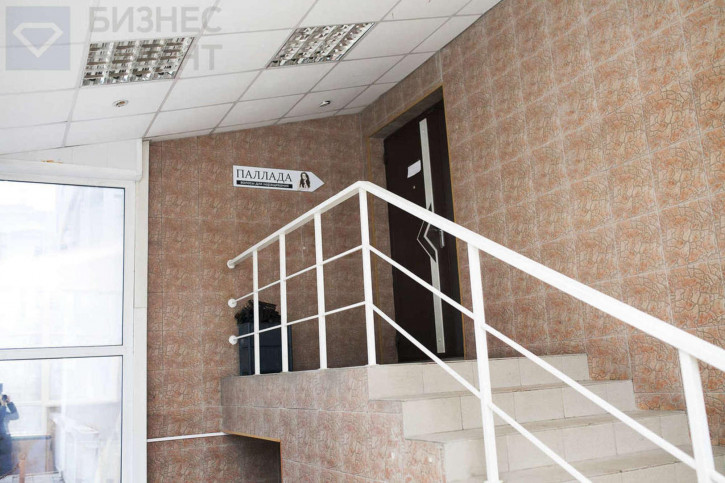 Помещение свободного назначения Молодогвардейская улица, 172