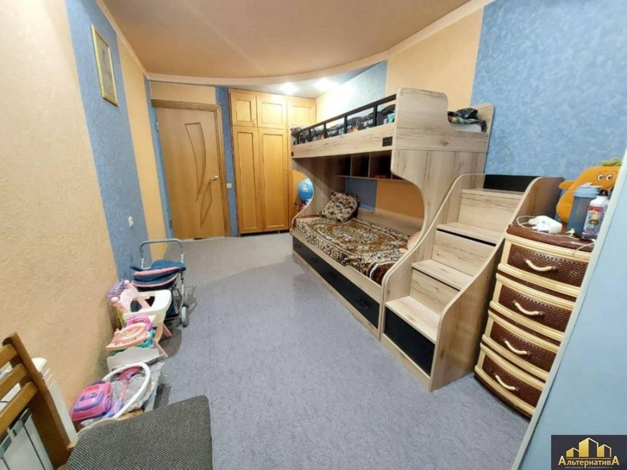 Купить квартиру за 11 400 000 рублей на 40 лет Октября ул.