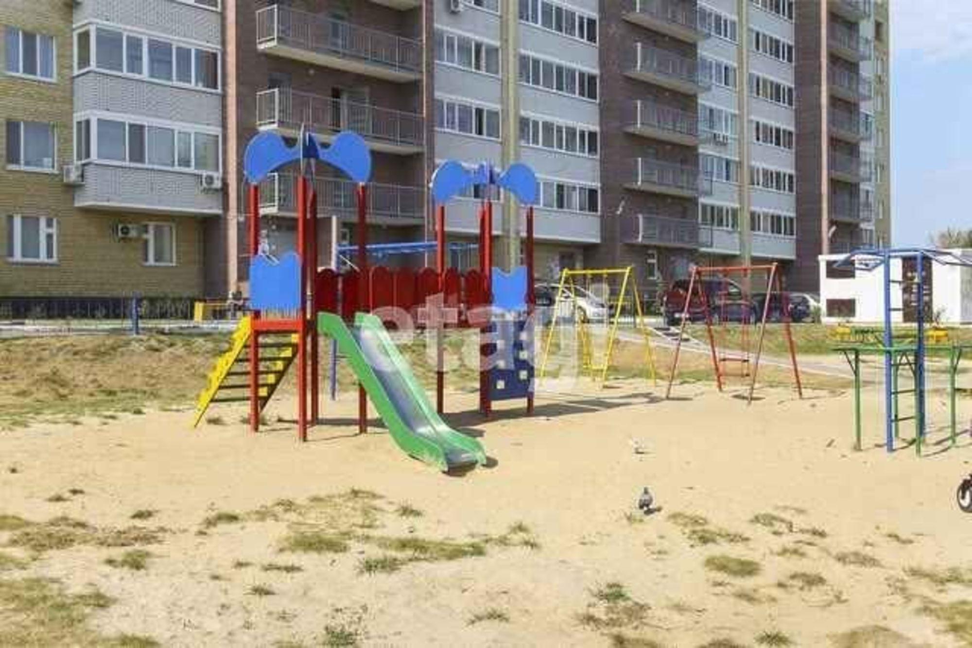 Купить комнату за 1 520 000 рублей на Декабристов, 148