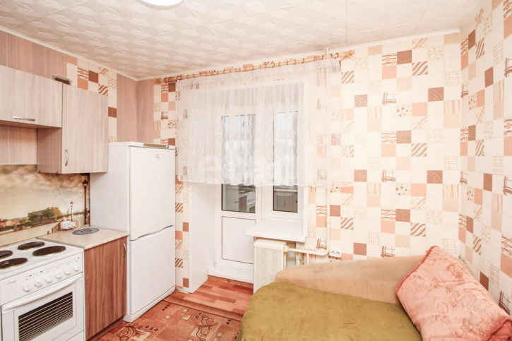 1-комн квартира Шишкова, 54
