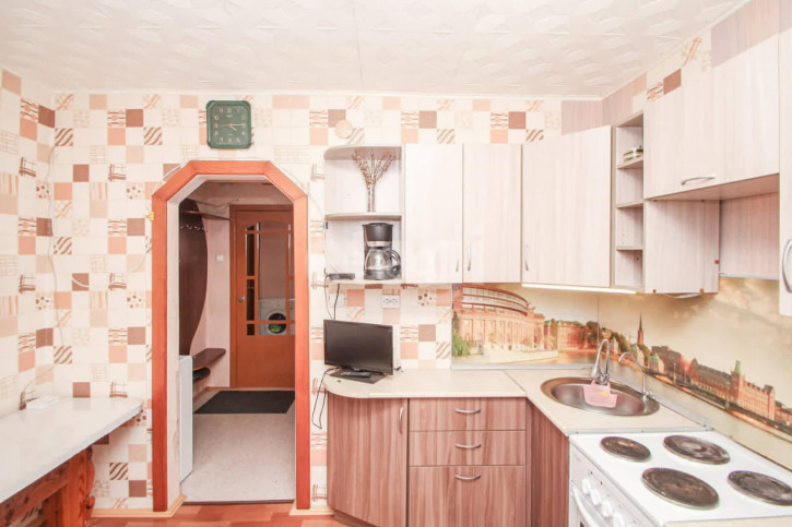 1-комн квартира Шишкова, 54