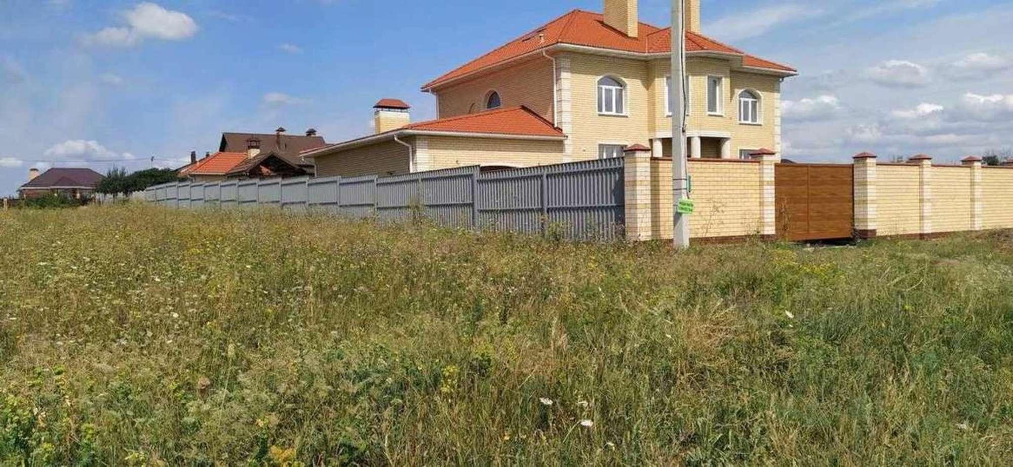 Купить землю, земельный участок за 2 200 000 рублей на Парковая улица