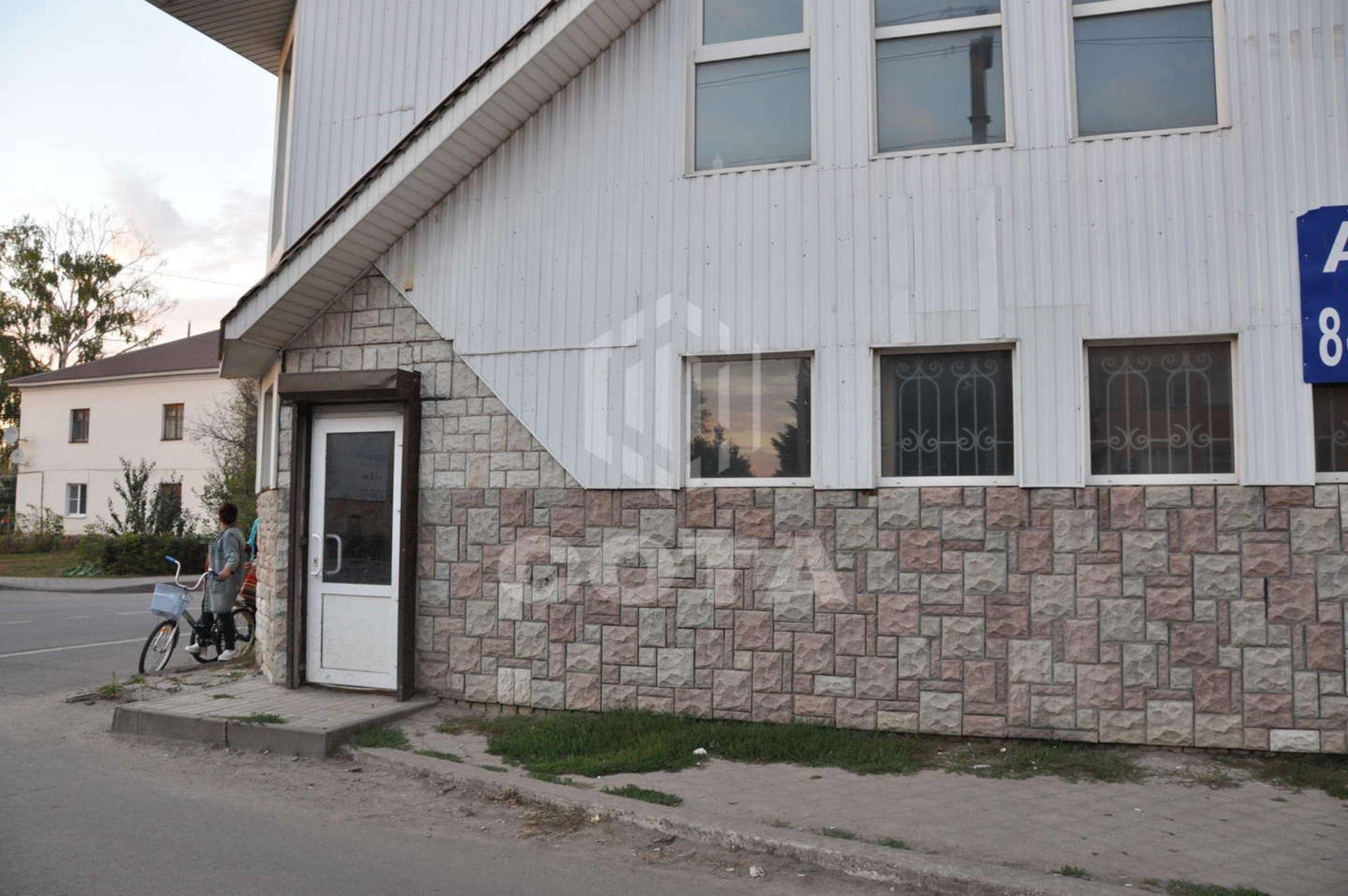 Сдать торговое помещение за 35 000 рублей на , 95
