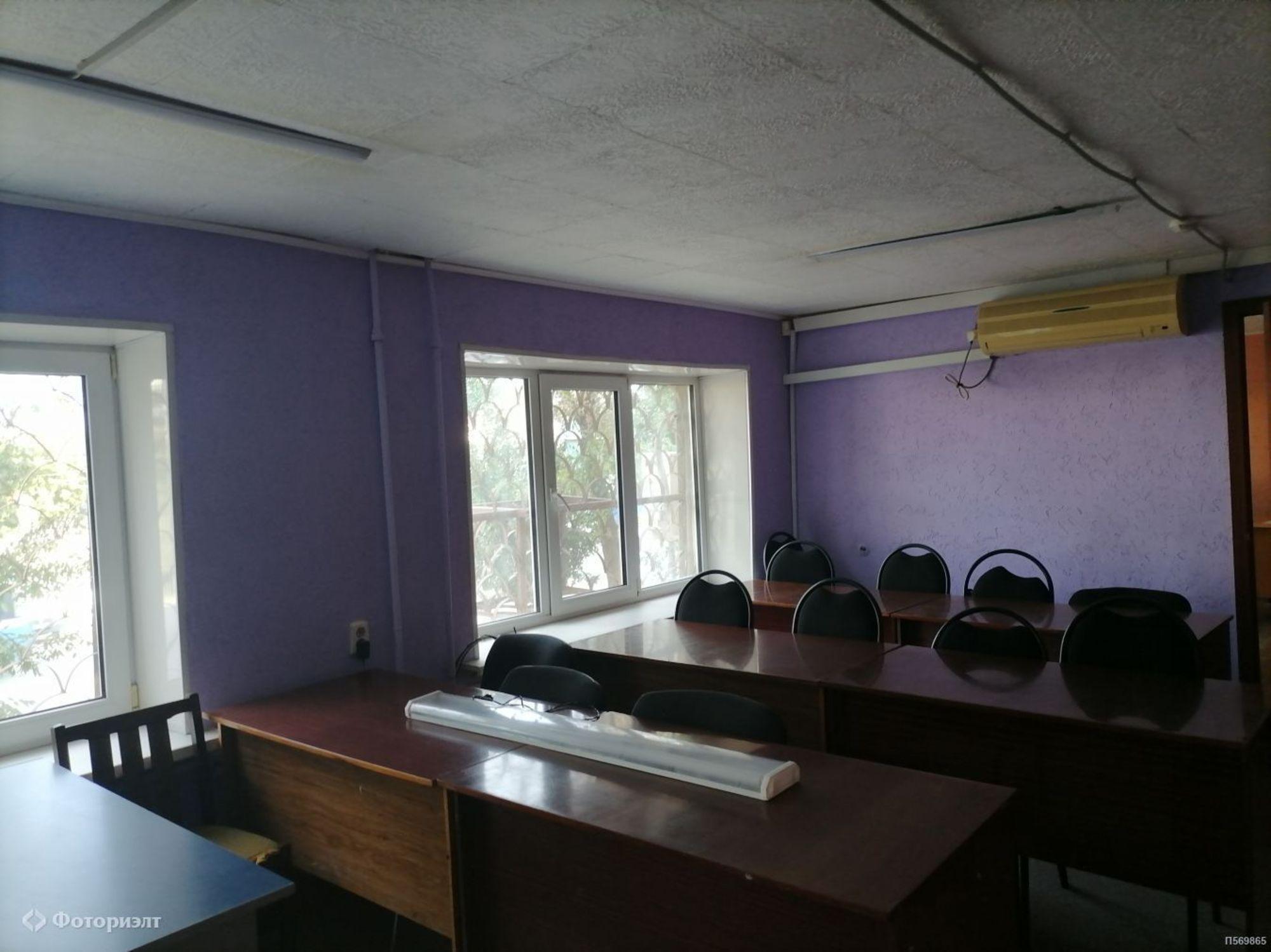 Купить офис, помещение под офис за 7 158 000 рублей на Полиграфическая ул, 55