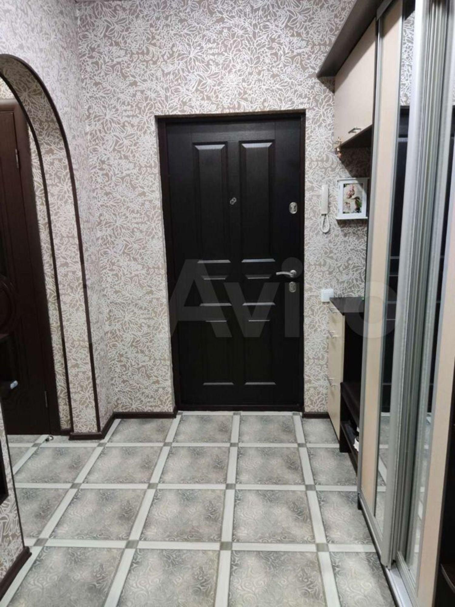 Купить квартиру за 4 870 000 рублей на улица Фронтовиков, 6/1