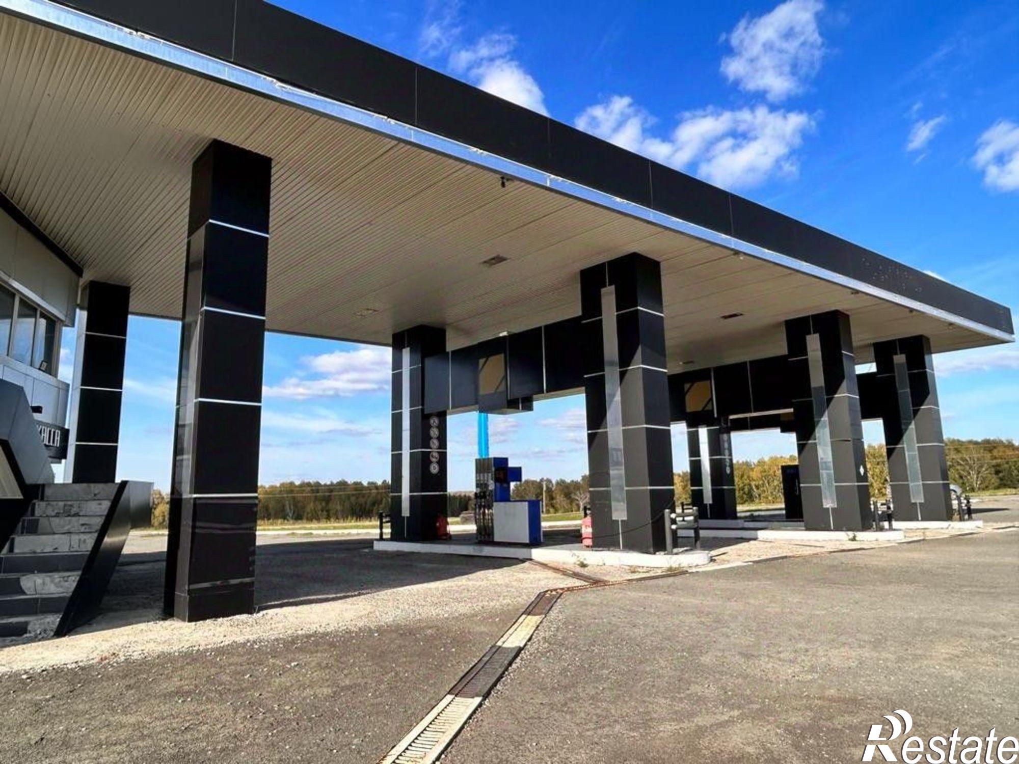 Купить ОСЗ, отдельно стоящее здание за 11 000 100 рублей на Заринский район, Голубцово с., Центральная ул.