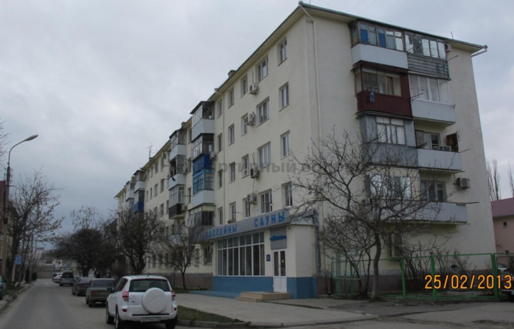 3-комн квартира Горького ул, 72