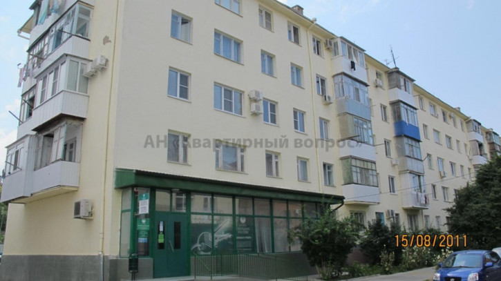 3-комн квартира Горького ул, 72