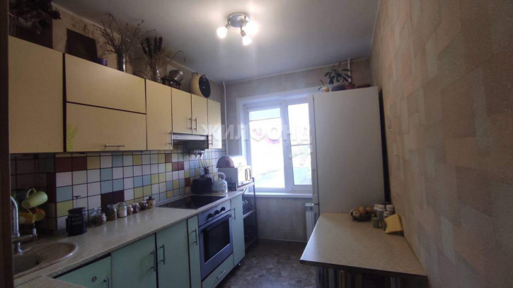 4-комн квартира Ударная улица, д.27/1