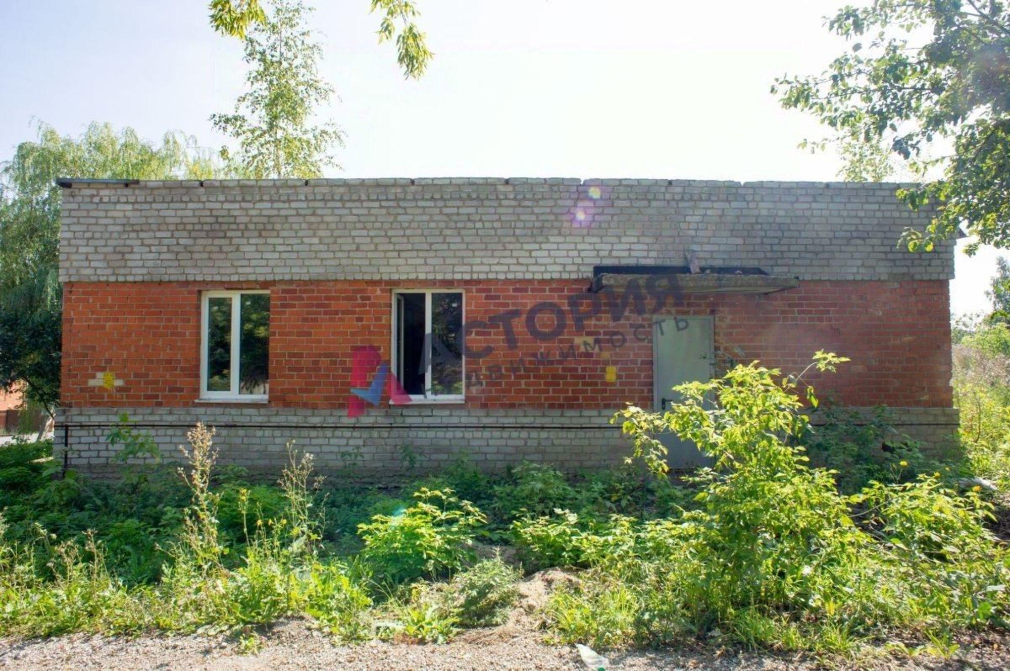 Купить торговое помещение за 5 775 140 рублей на ул Радужная, 76