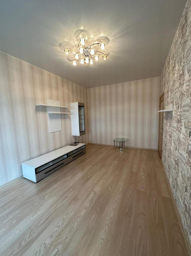 3-комн квартира Советская улица, 34