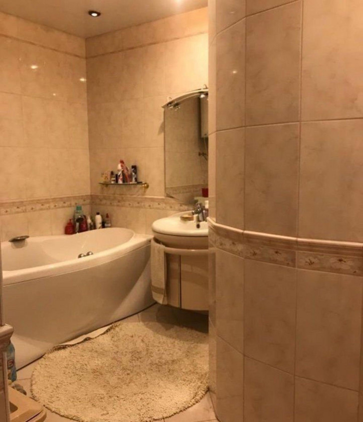 5-комн квартира Левичева ул, 30А