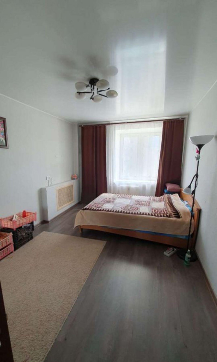 3-комн квартира Кольцова ул, 22