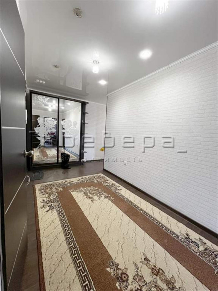 3-комн квартира Авиаторов, 38