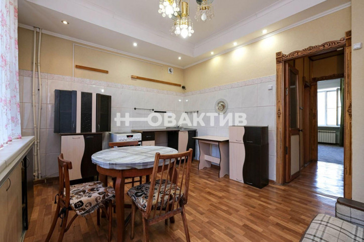 3-комн квартира улица Авиастроителей, 2