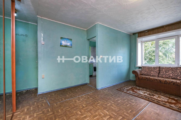 3-комн квартира г Новосибирск, ул Римского-Корсакова дом 28/2