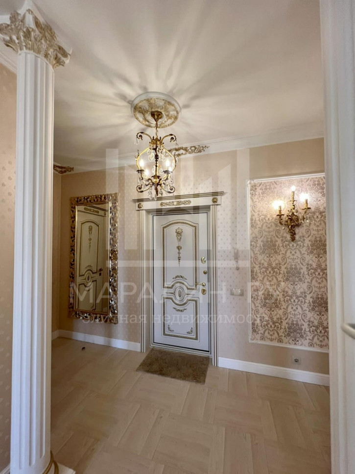 2-комн квартира Варфоломеева, 222 а