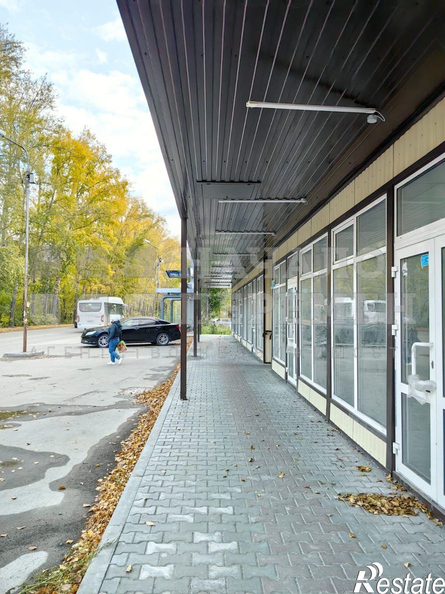 Сдать торговое помещение за 60 000 рублей на Твардовского ул, 22