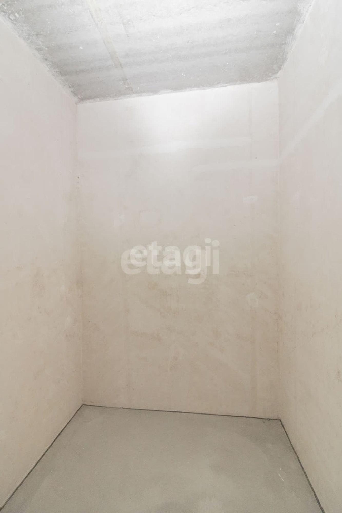 Купить квартиру за 5 500 000 рублей на Республики, 204/12