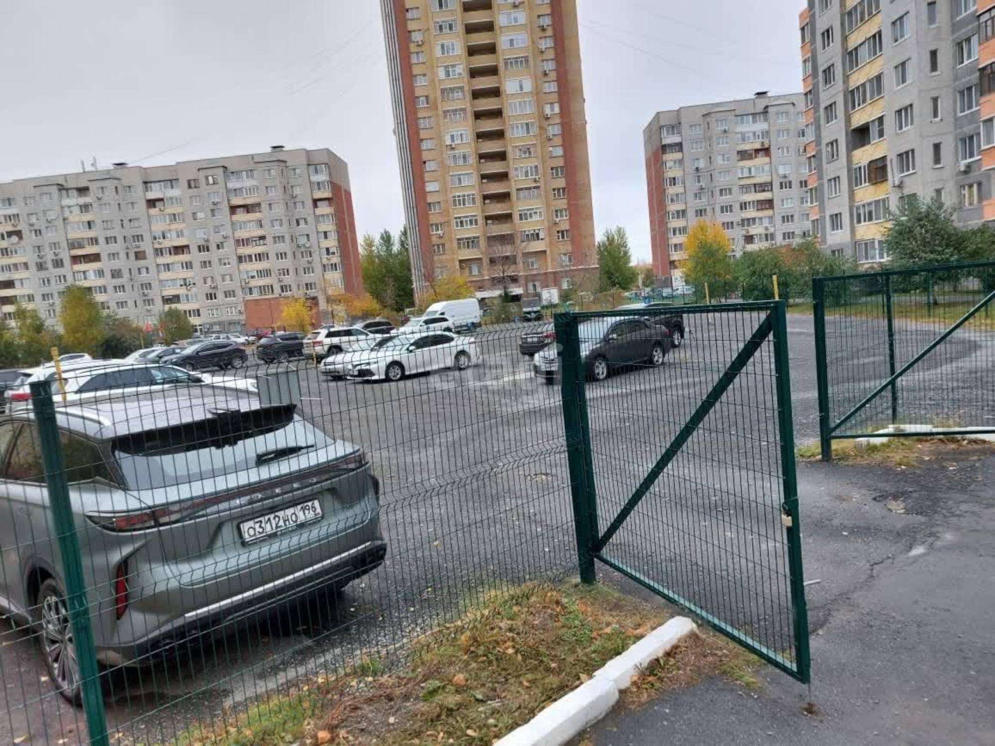 Купить землю, земельный участок за 33 000 000 рублей на 24/4