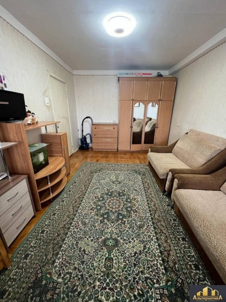 3-комн квартира Жмакина ул.