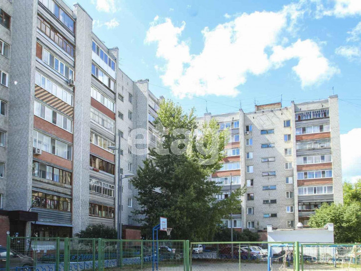 4-комн квартира Циолковского, 15