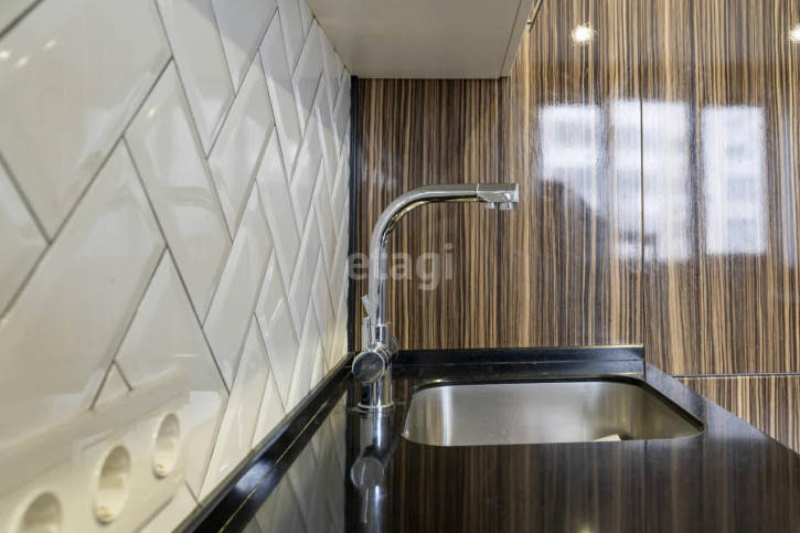 2-комн квартира Пермякова, 72/3