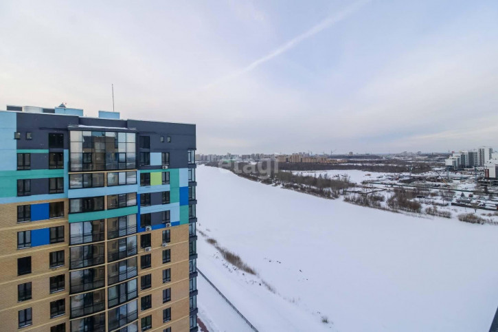 5-комн квартира Мельникайте, 30