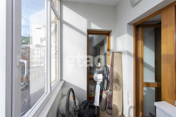 5-комн квартира Комсомольская, 8