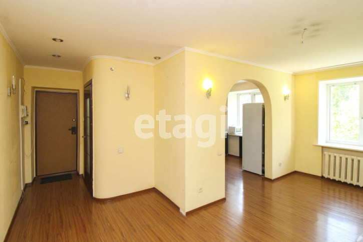 3-комн квартира Грибоедова, 8