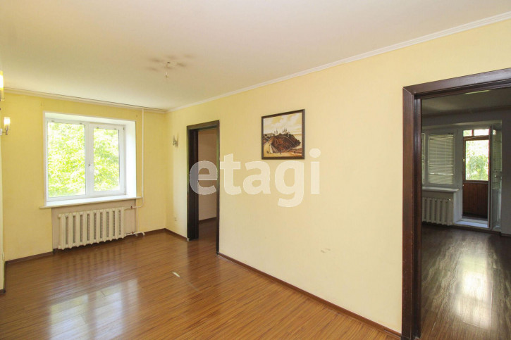 3-комн квартира Грибоедова, 8