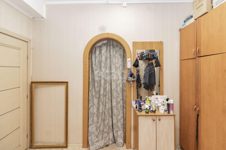 2-комн квартира Максима Горького, 41