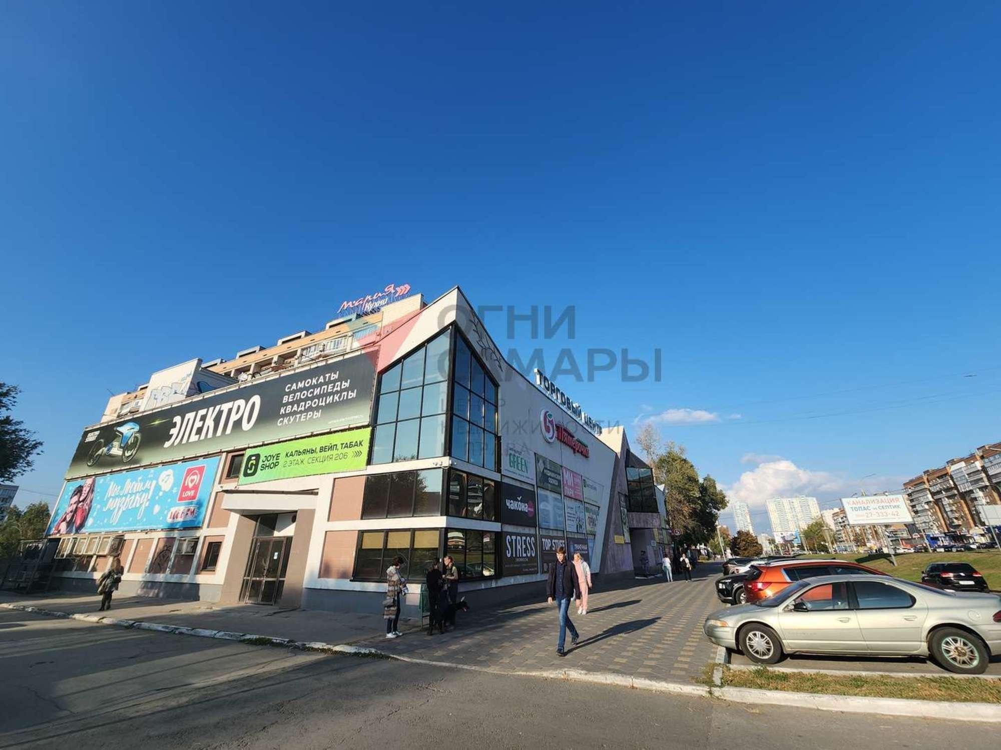 Купить торговое помещение за 80 000 000 рублей на Ленина проспект, 14