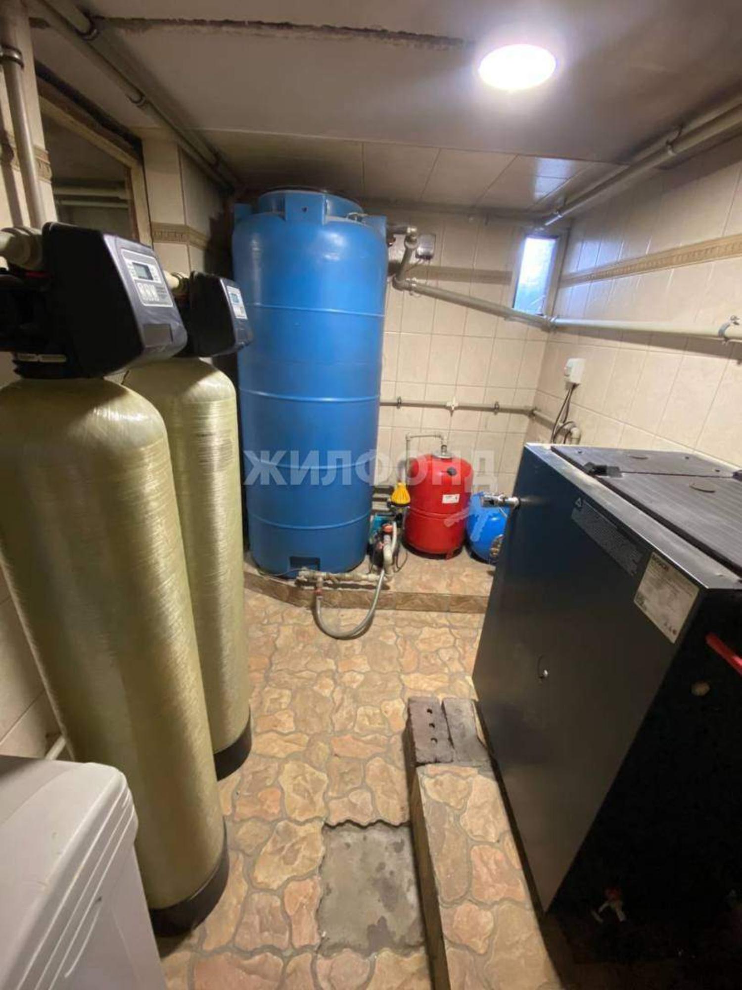Купить дачу, дом, коттедж за 12 000 000 рублей на Октябрьская улица