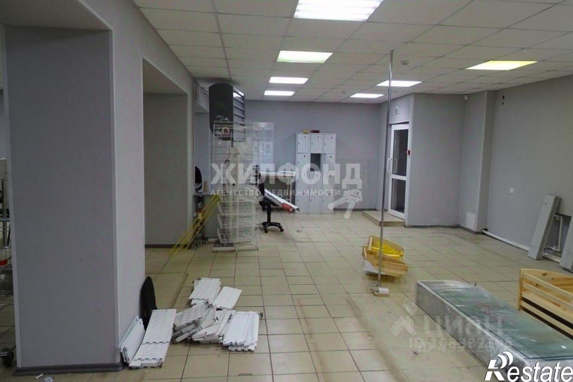 Купить ОСЗ, отдельно стоящее здание за 8 000 400 рублей на улица Гагарина, 32