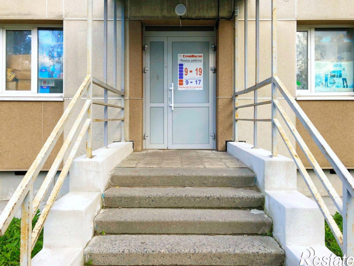Торговое помещение проспект Труда (малая Труда), 3,  д. 3
