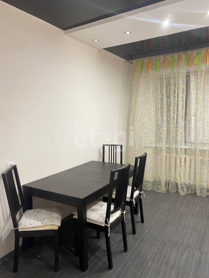 3-комн квартира Солнечный пр., 7