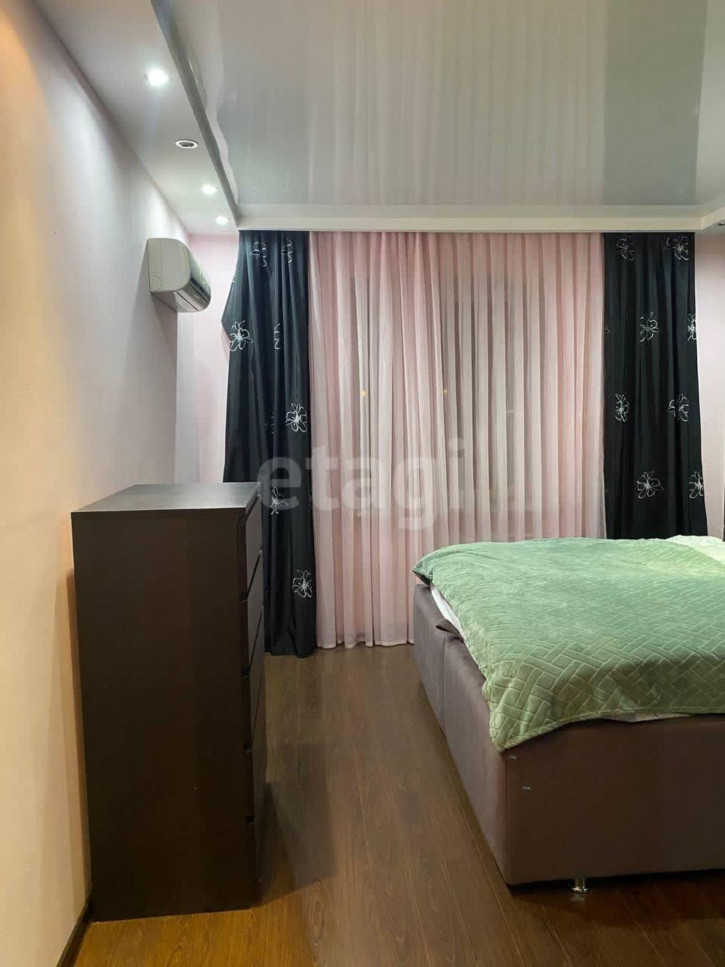 3-комн квартира Солнечный пр., 7