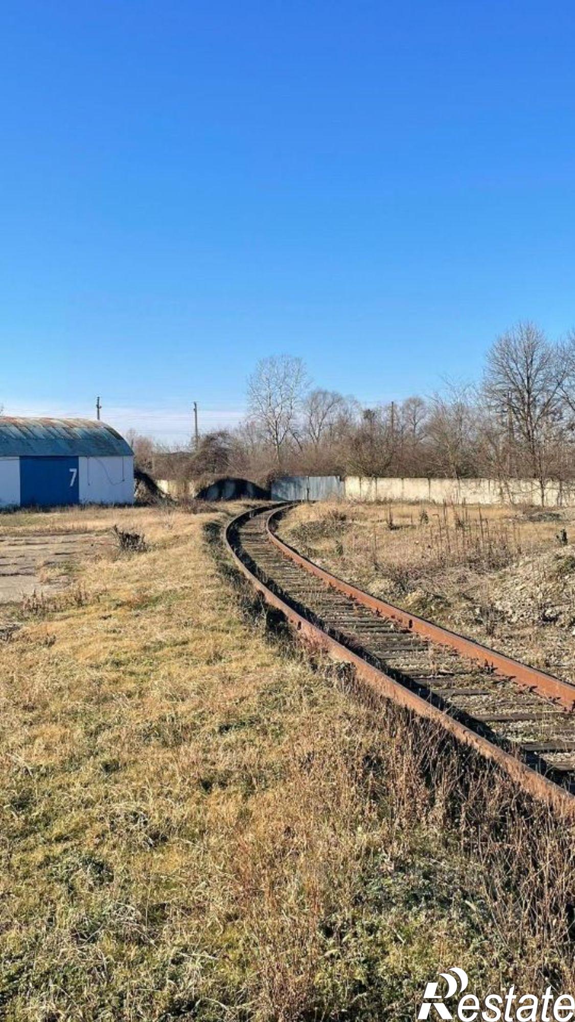 Купить складское помещение за 170 002 000 рублей на Промышленная улица, 15А