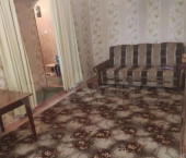 2-комн, 44кв м, этаж 2/2 м.горького улица, 101